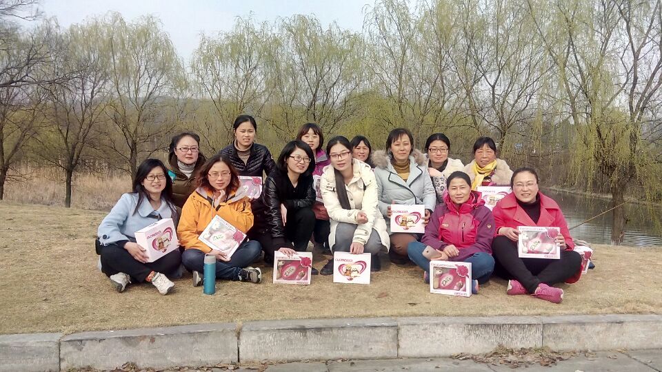 开云手机入口官网工会开展庆三八户外踏青活动